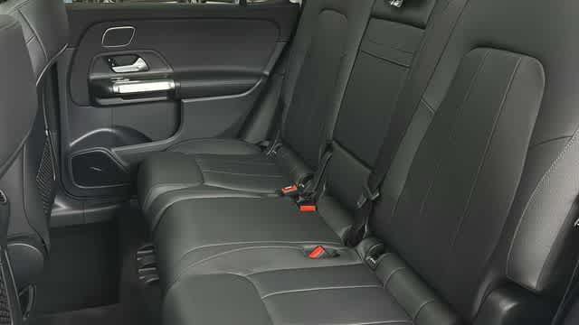 Used 2022 Mercedes-Benz GLB 250 4MATIC image 30