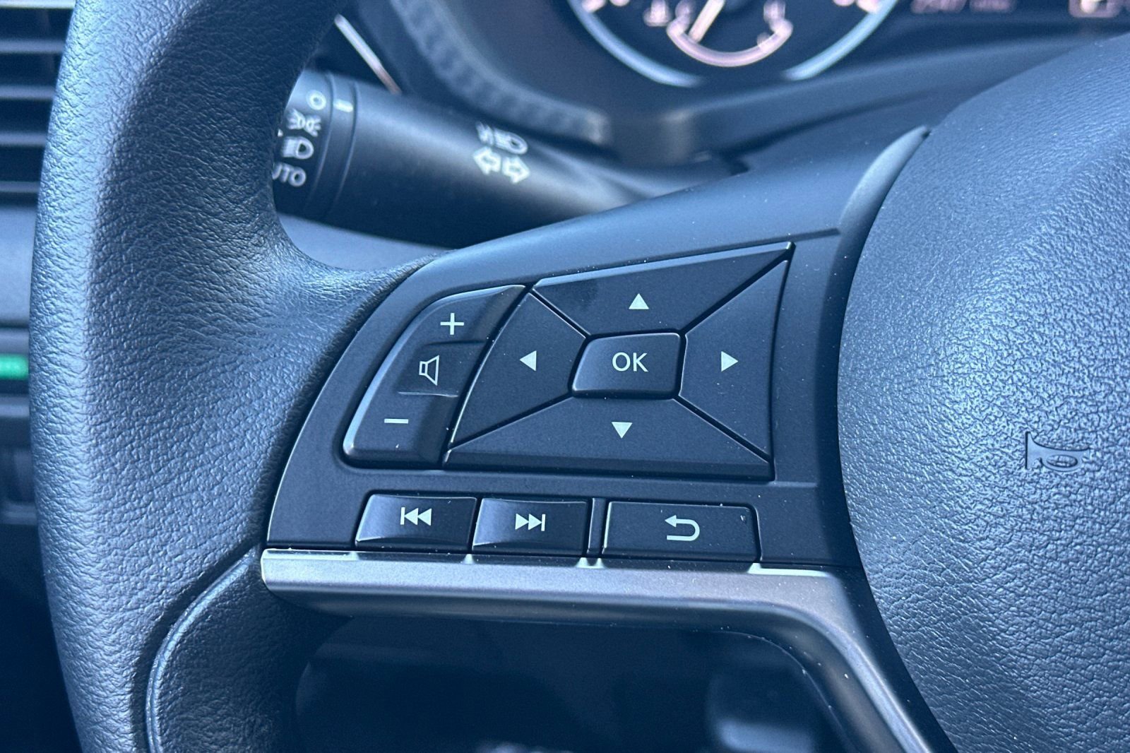 Certified 2025 Nissan Sentra SV w/ Trunk Package image 36