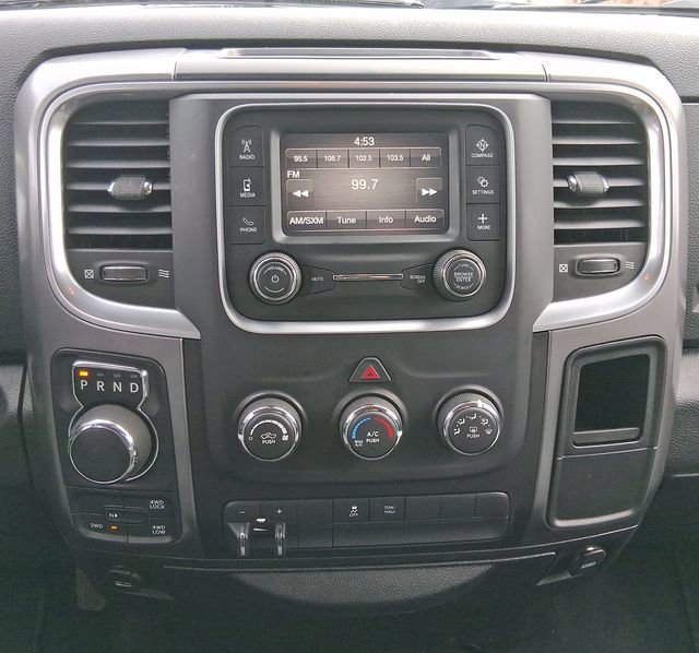 Used 2022 RAM 1500 Classic SLT w/ Trailer Tow Group AWD/4WD image 14