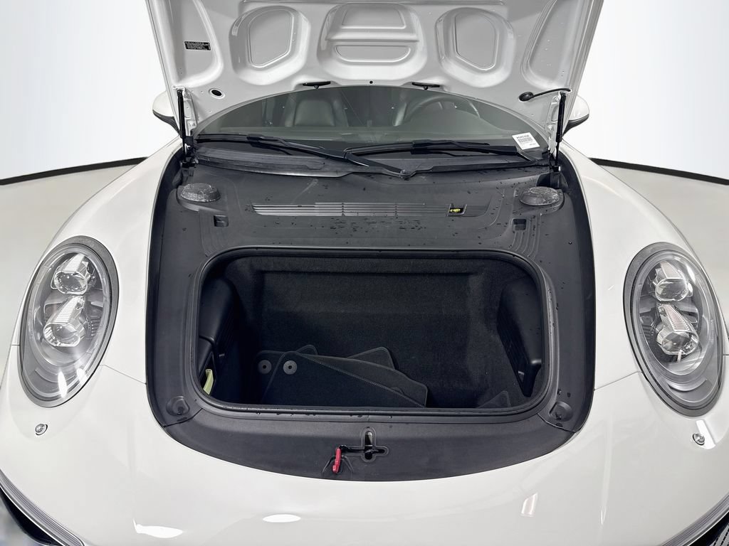 Certified 2017 Porsche 911 Carrera RWD image 28