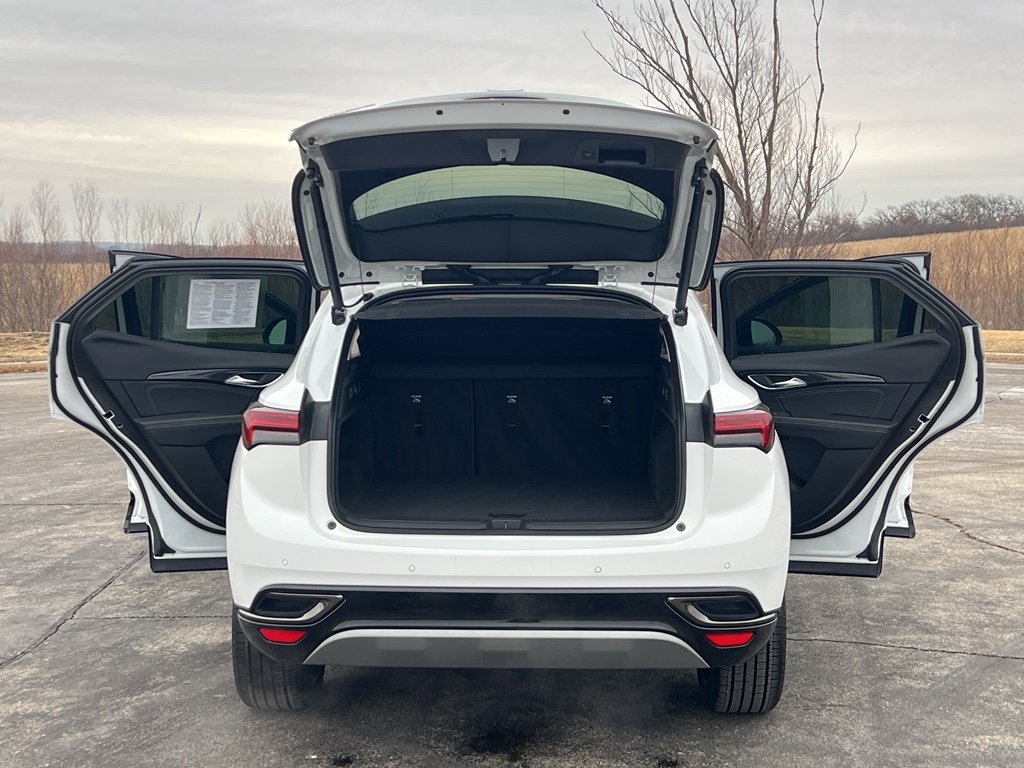 Used 2023 Buick Envision Essence w/ Technology Package I image 40