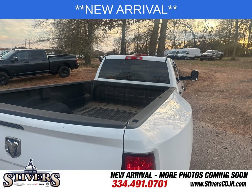 Used 2015 RAM 3500 Tradesman w/ Chrome Appearance Group image 9