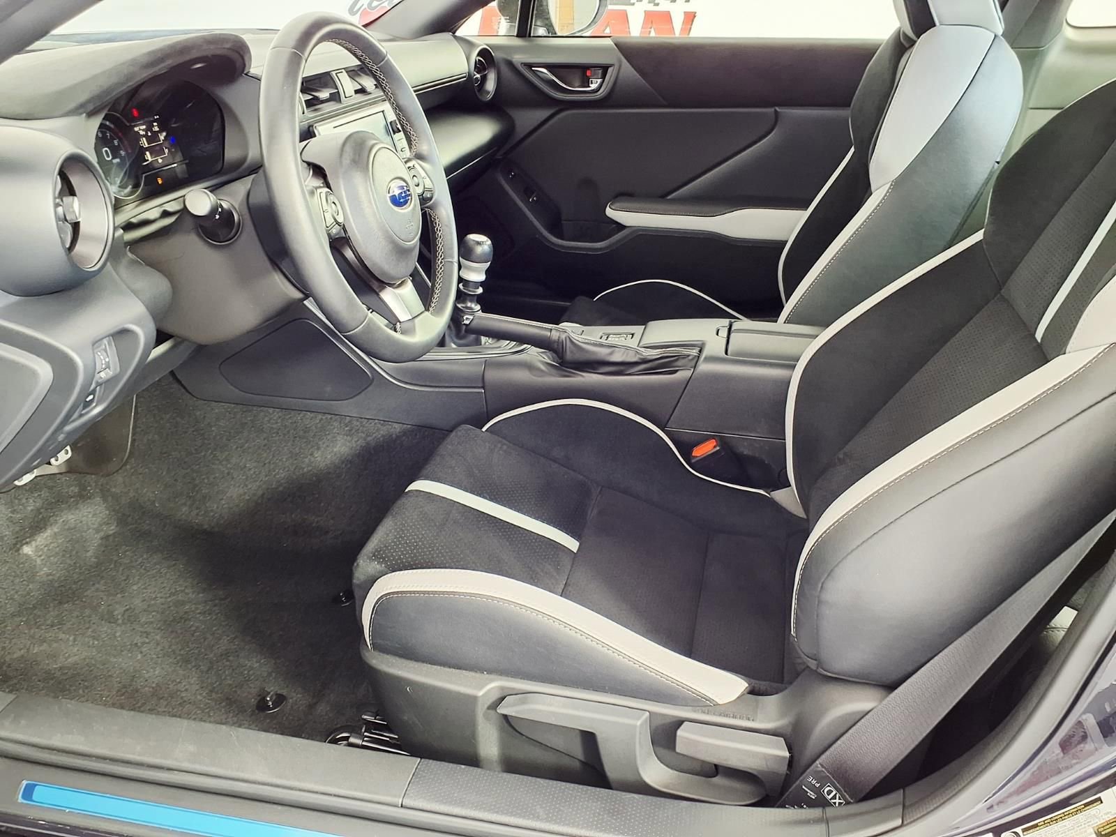 Used 2025 Subaru BRZ Limited RWD image 8