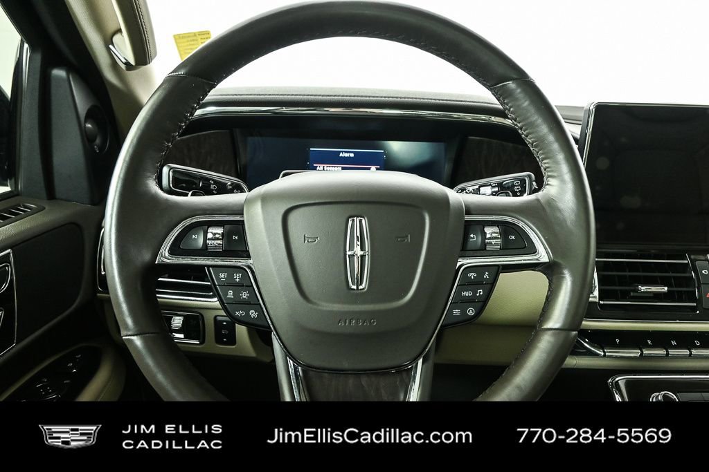 Used 2022 Lincoln Navigator Reserve image 9