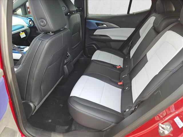 New 2026 Chevrolet Equinox EV LT image 16