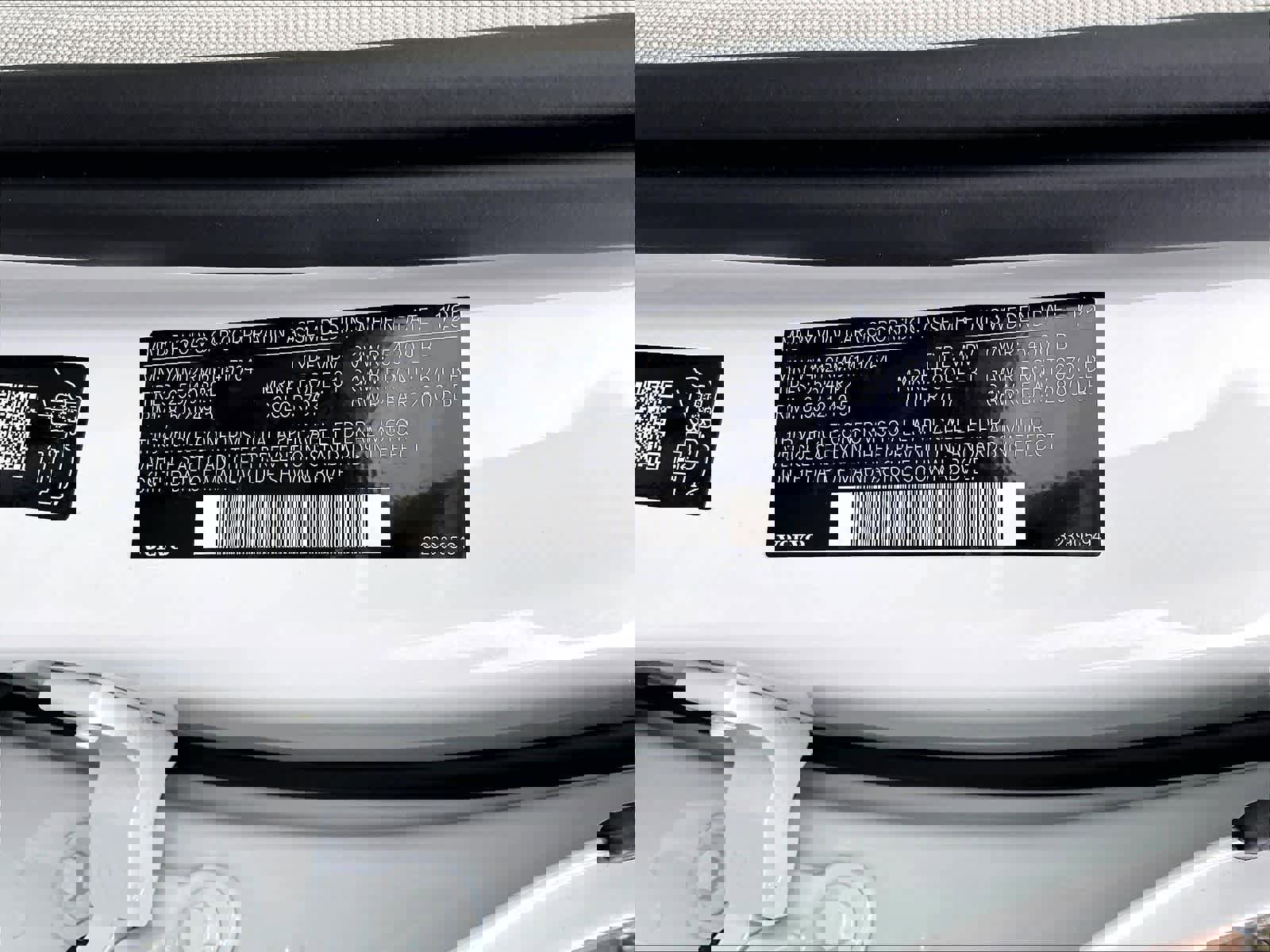 New 2026 Volvo XC60 B5 Ultra w/ Climate Package image 35