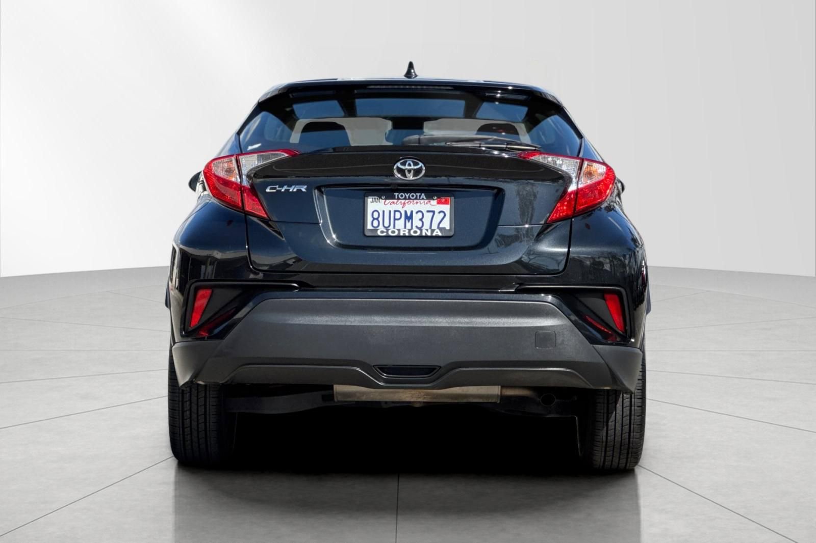 Used 2021 Toyota C-HR LE image 5