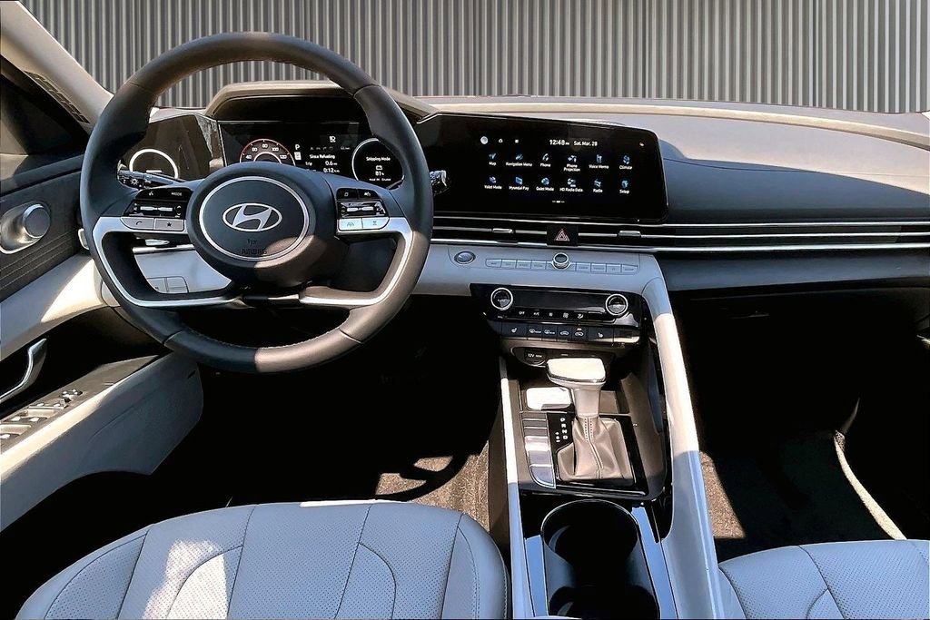 New 2026 Hyundai Elantra Limited image 6