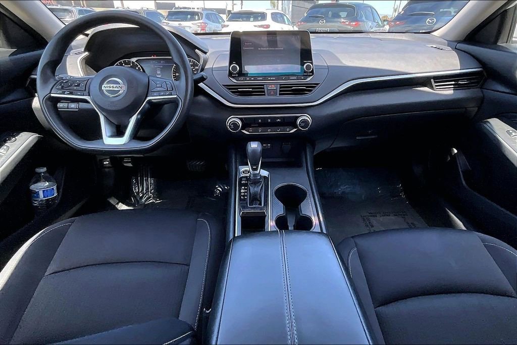 Used 2019 Nissan Altima 2.5 S FWD image 11