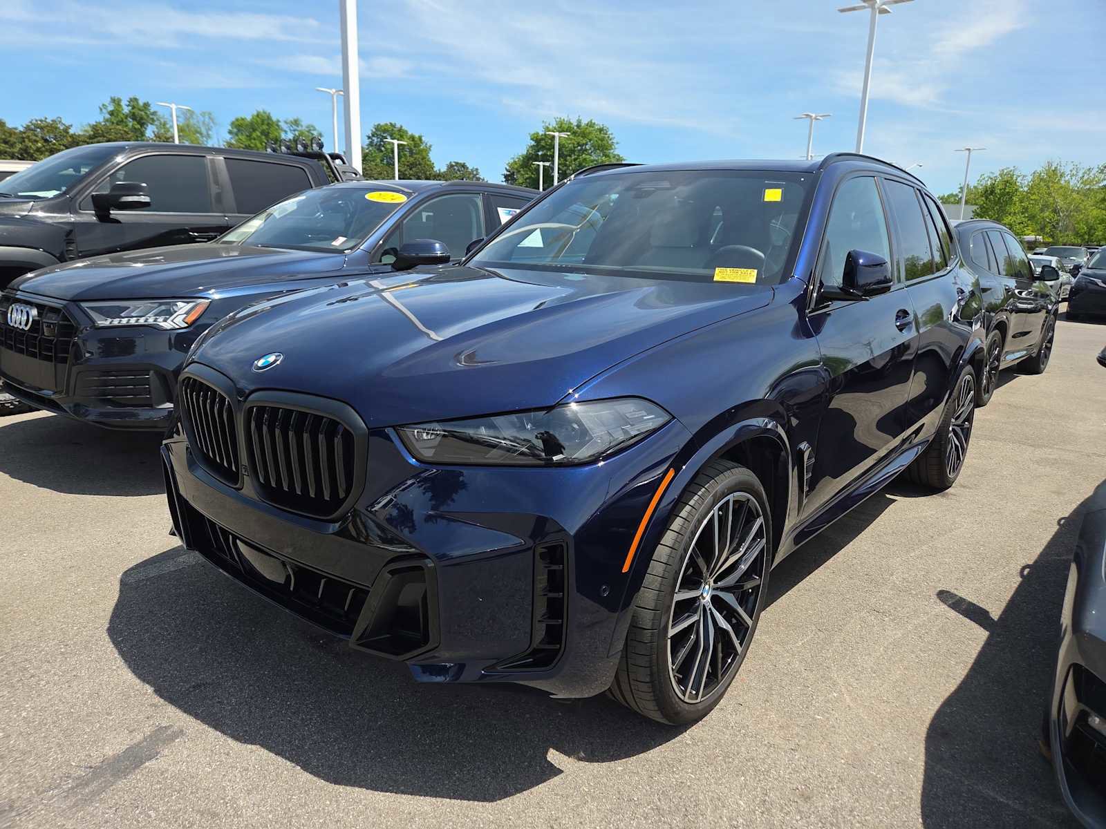 Used 2026 BMW X5 xDrive40i w/ M Sport Package AWD/4WD image 10