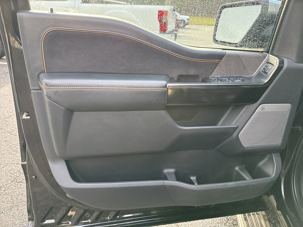 Used 2023 Ford F150 Platinum image 10