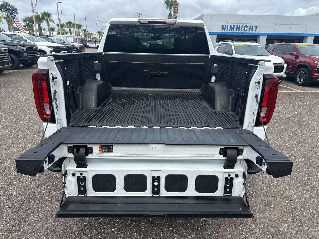 Used 2025 GMC Sierra 1500 SLT RWD image 29