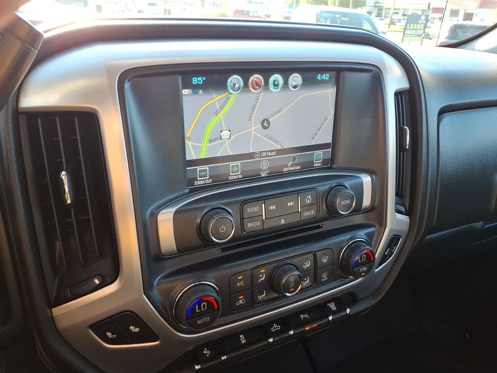 Used 2019 GMC Sierra 2500 SLT w/ Duramax Plus Package AWD/4WD image 18