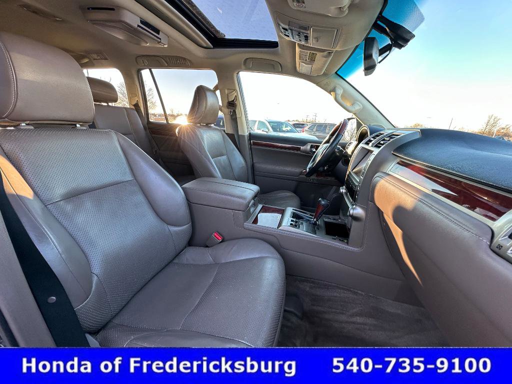 Used 2010 Lexus GX 460 image 35