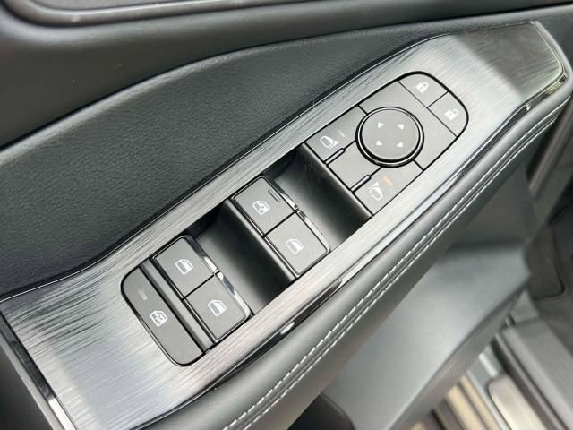 New 2026 Nissan Rogue SV AWD/4WD image 17
