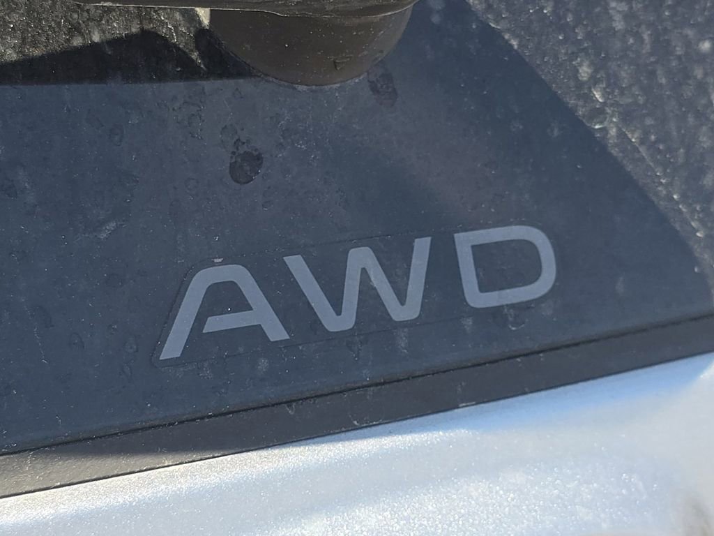 Used 2023 Honda CR-V Sport image 4