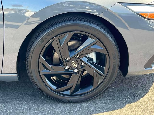 Certified 2026 Hyundai Elantra Sport FWD image 9