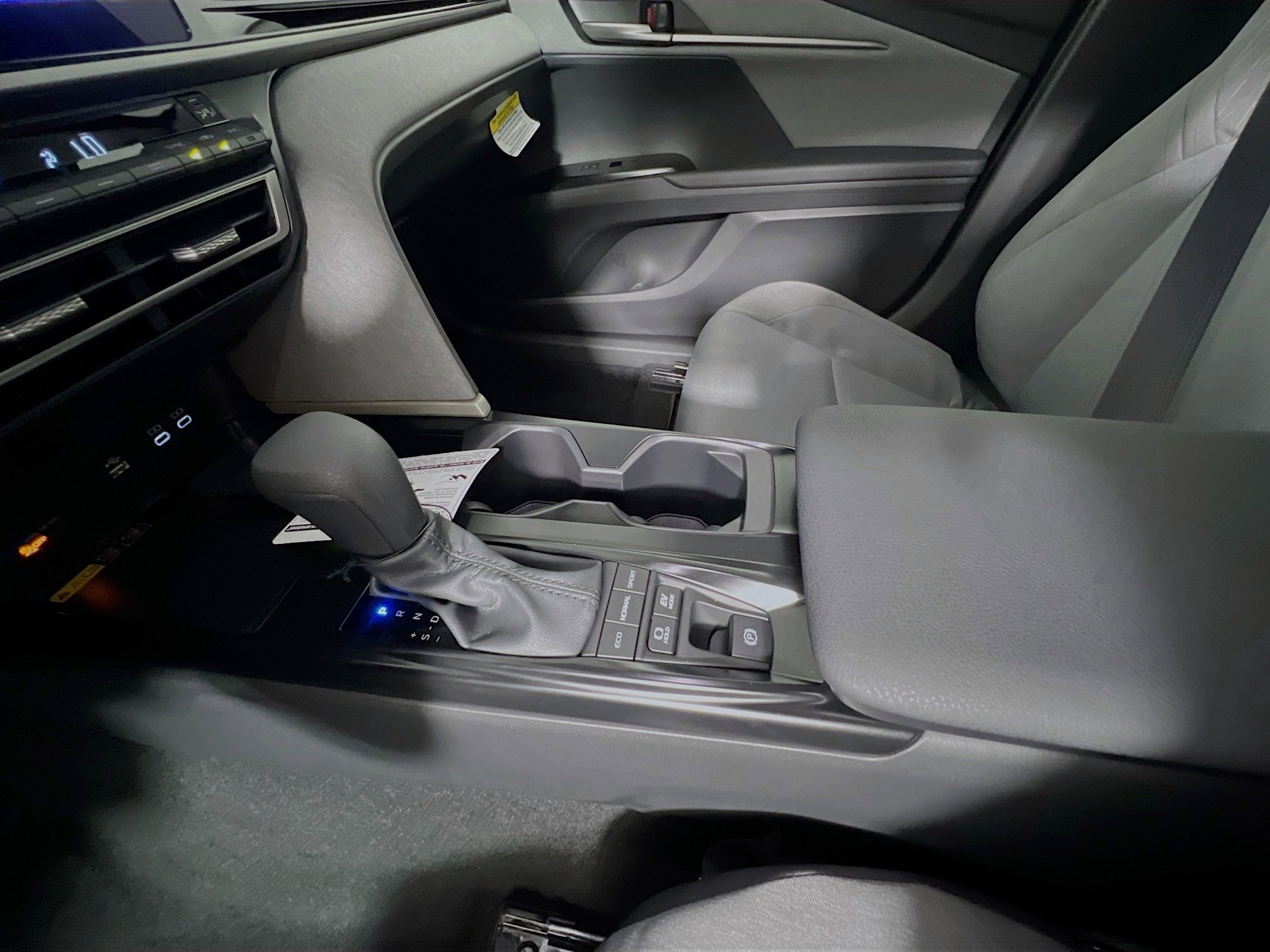 Used 2026 Toyota Camry LE image 25