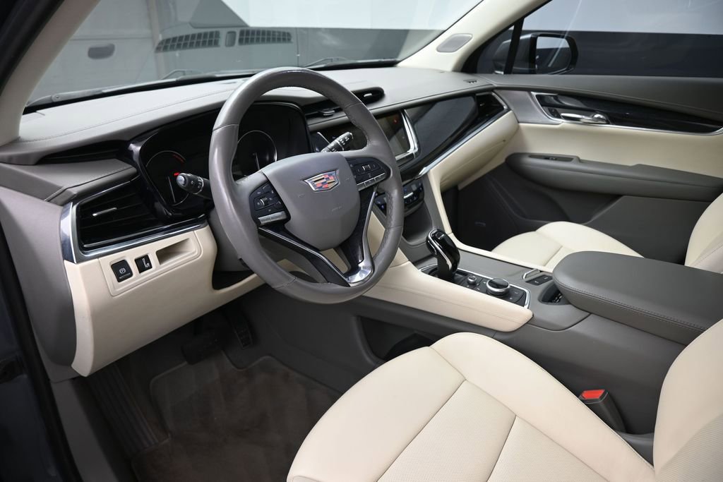 Used 2021 Cadillac XT6 Premium Luxury FWD image 19
