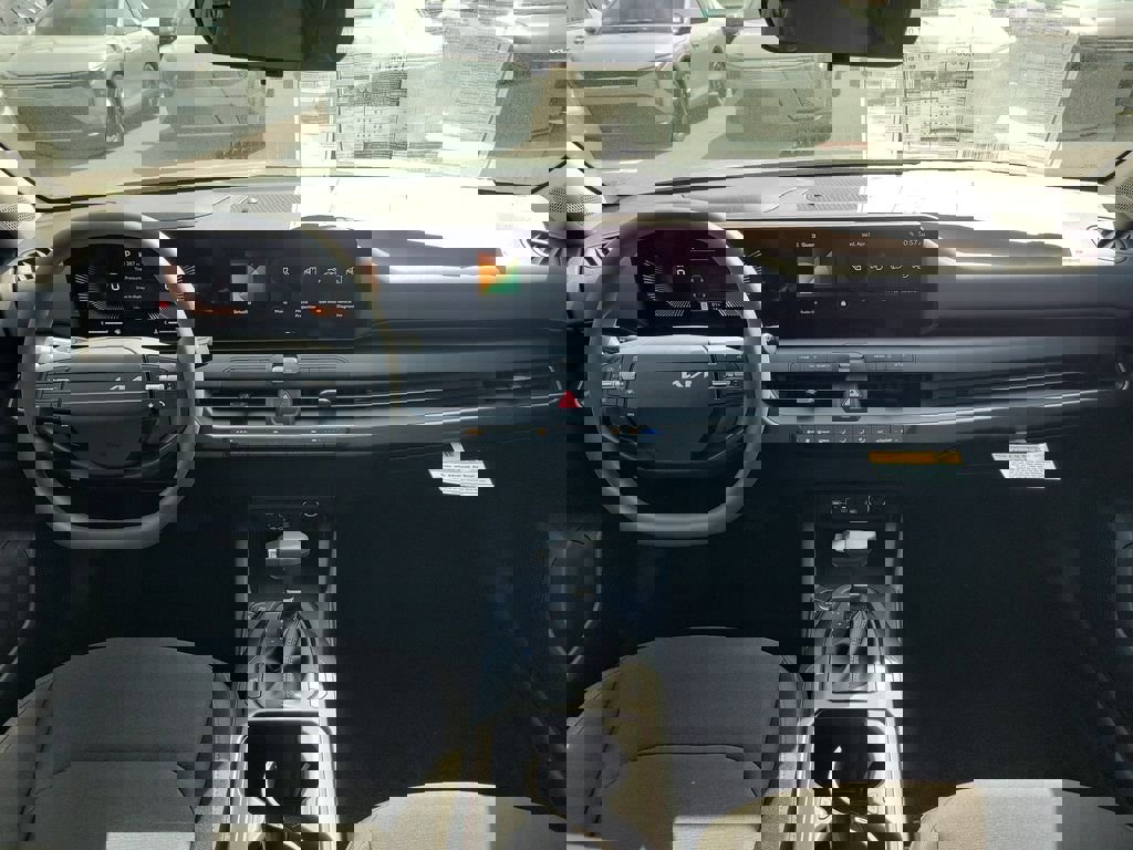 New 2026 Kia K4 LXS image 16