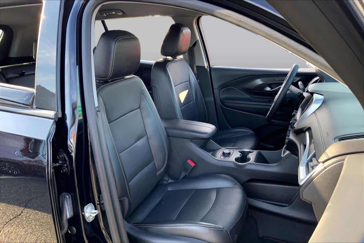 Certified 2022 GMC Terrain SLT AWD/4WD image 8