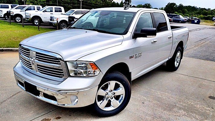 Used 2018 RAM 1500 Big Horn image 3
