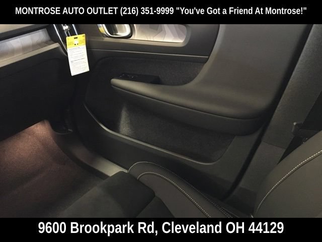 New 2024 Volvo XC40 Recharge Plus w/ Protection Package Premier RWD image 31