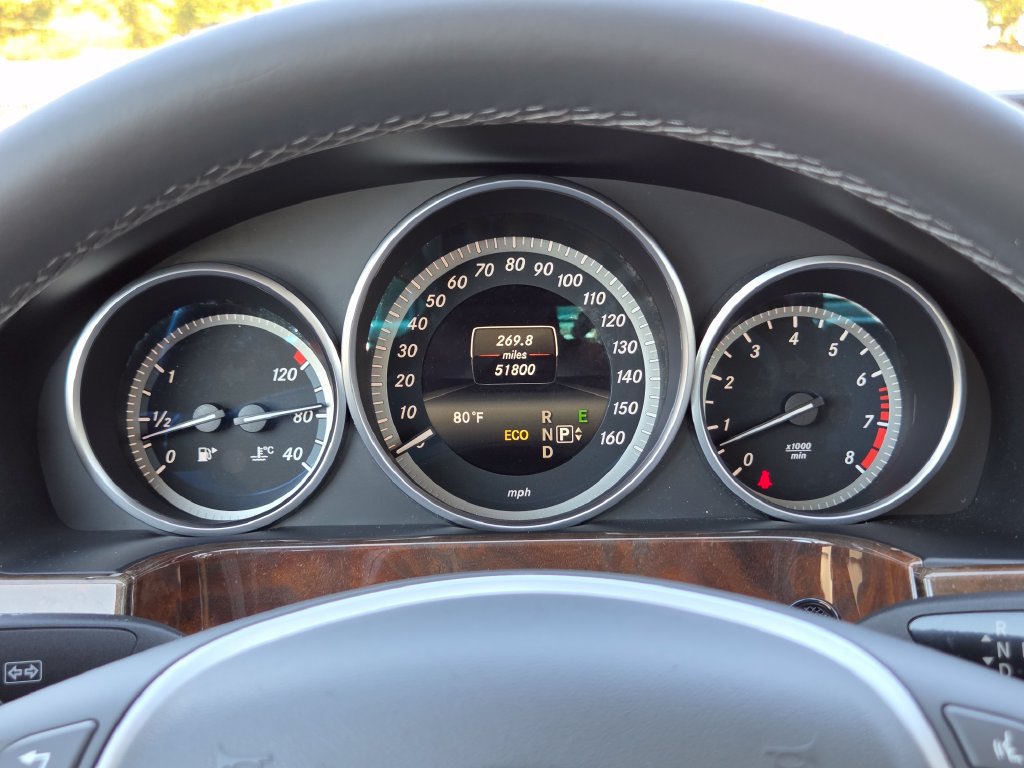 Used 2014 Mercedes-Benz E 350 Sedan image 39