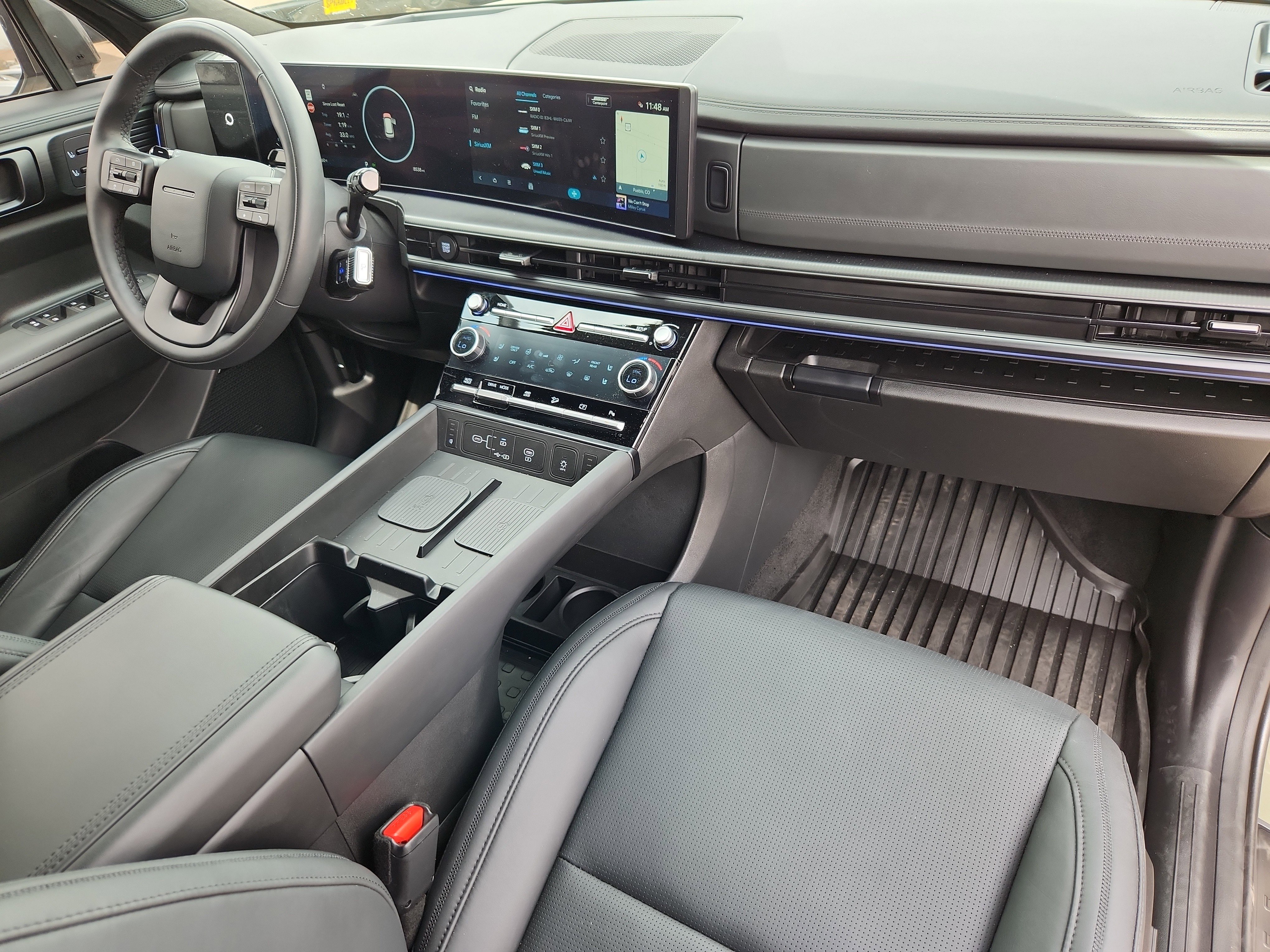 Certified 2025 Hyundai Santa Fe Calligraphy image 13