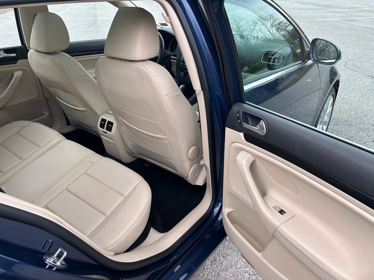 Used 2013 Volkswagen Jetta TDI image 16