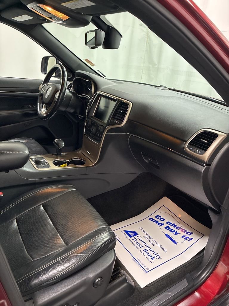 Used 2015 Jeep Grand Cherokee Limited w/ Luxury Group II image 33