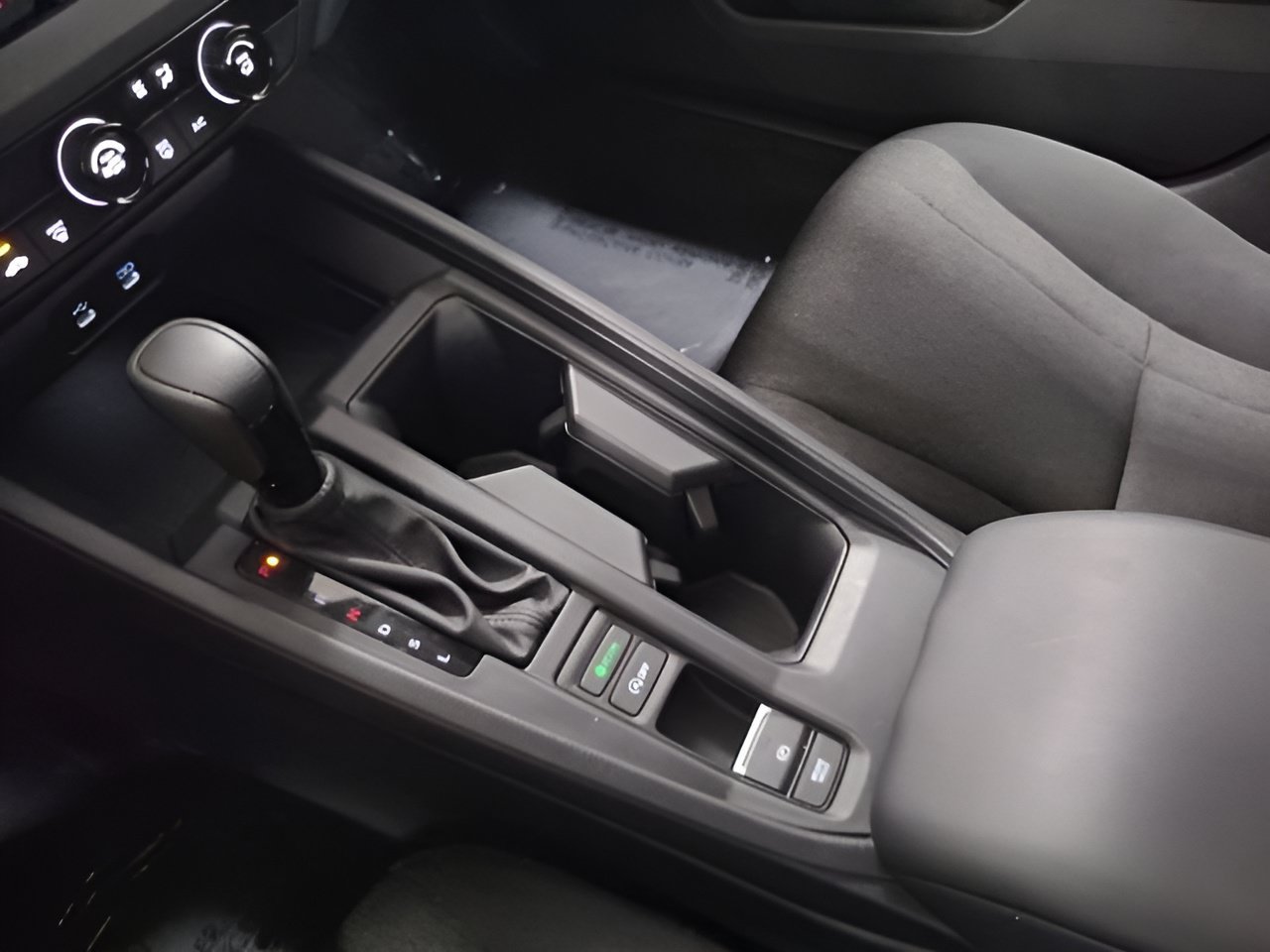 Used 2025 Honda Accord LX image 28
