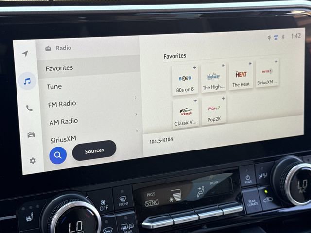 Used 2023 Toyota Highlander XLE image 20