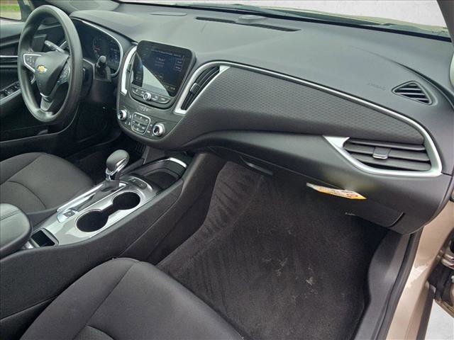 Used 2024 Chevrolet Malibu LT FWD image 30