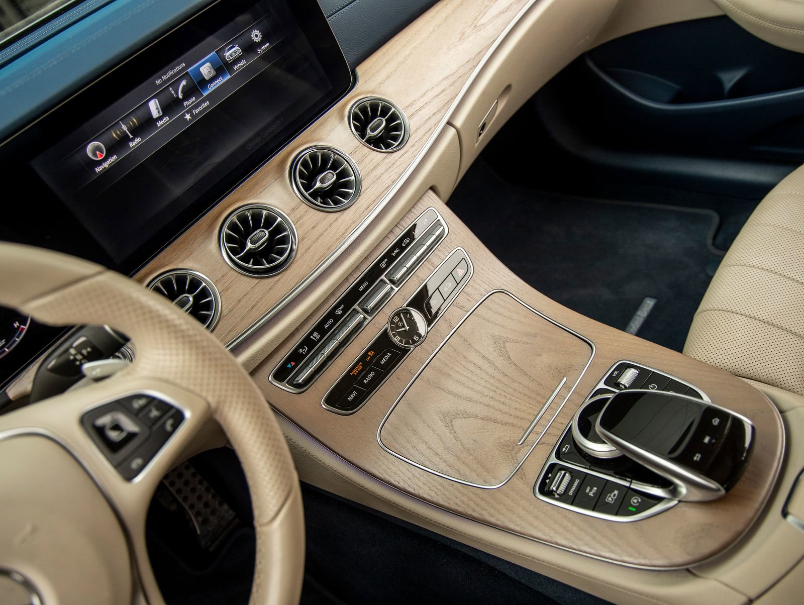 Used 2018 Mercedes-Benz E 400 Coupe image 31