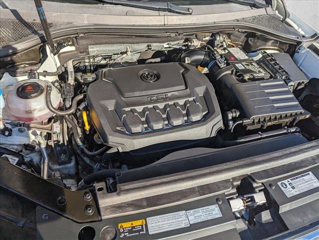 Used 2020 Volkswagen Tiguan SE image 22