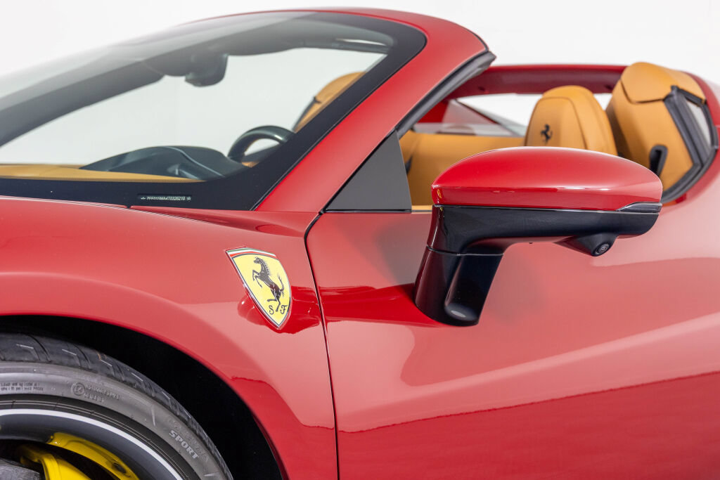 Used 2026 Ferrari 296 GTS RWD image 18