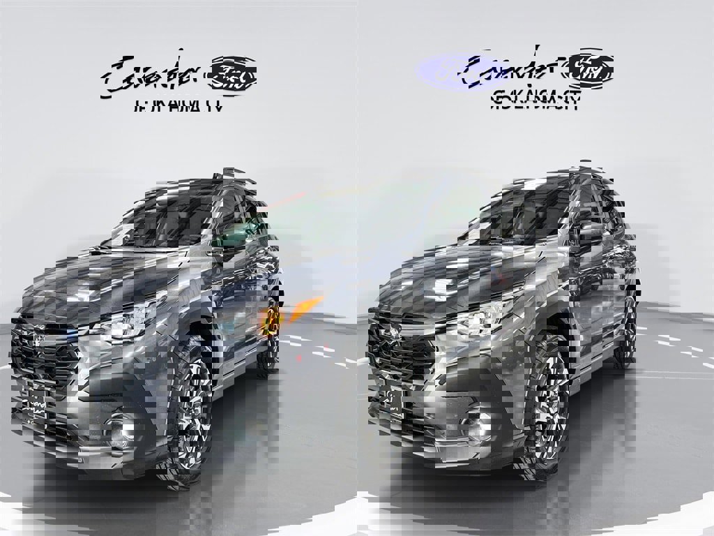 Used 2025 Subaru Crosstrek 2.0i Premium image 4