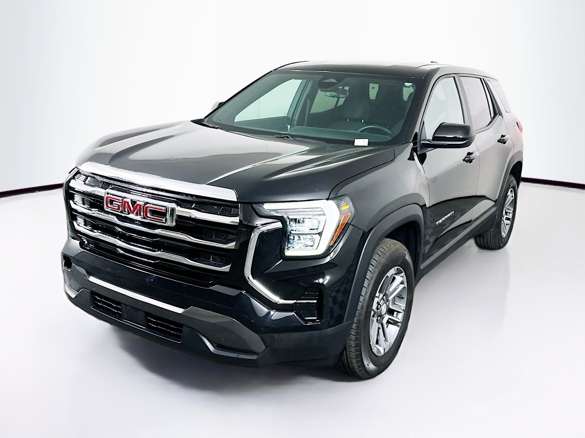 Used 2025 GMC Terrain Elevation image 3