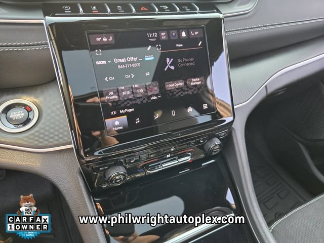 Used 2025 Jeep Grand Cherokee Altitude RWD image 21