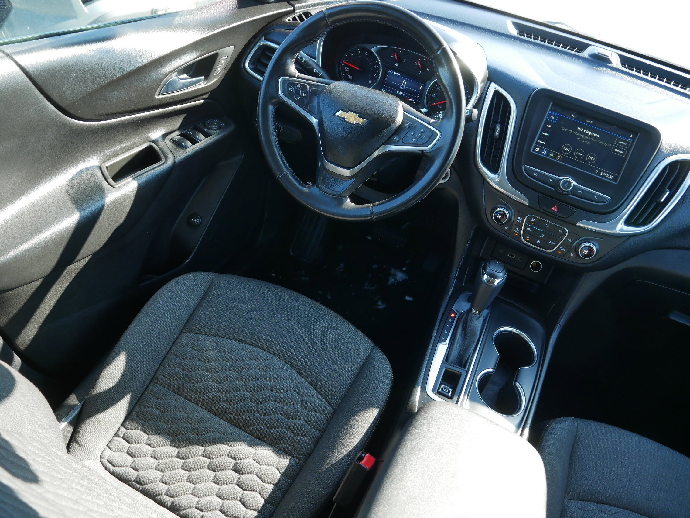 Used 2019 Chevrolet Equinox LT AWD/4WD image 9