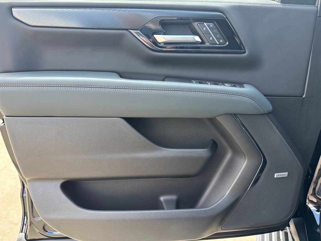 New 2026 GMC Yukon AT4 w/ AT4 Premium Plus Package AWD/4WD image 19