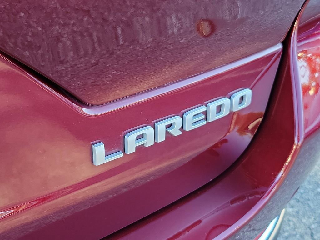 Used 2024 Jeep Grand Cherokee Laredo X w/ Trailer Tow Package AWD/4WD image 10