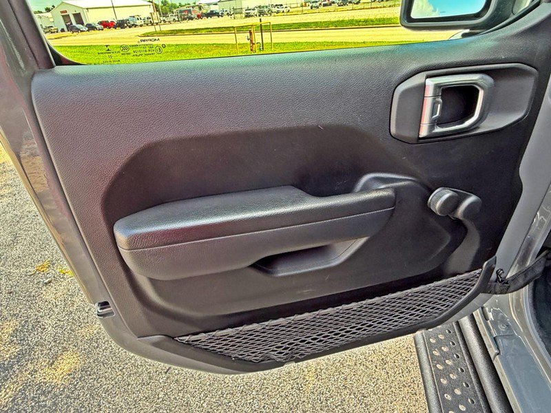 Used 2022 Jeep Wrangler Unlimited Sport AWD/4WD image 30