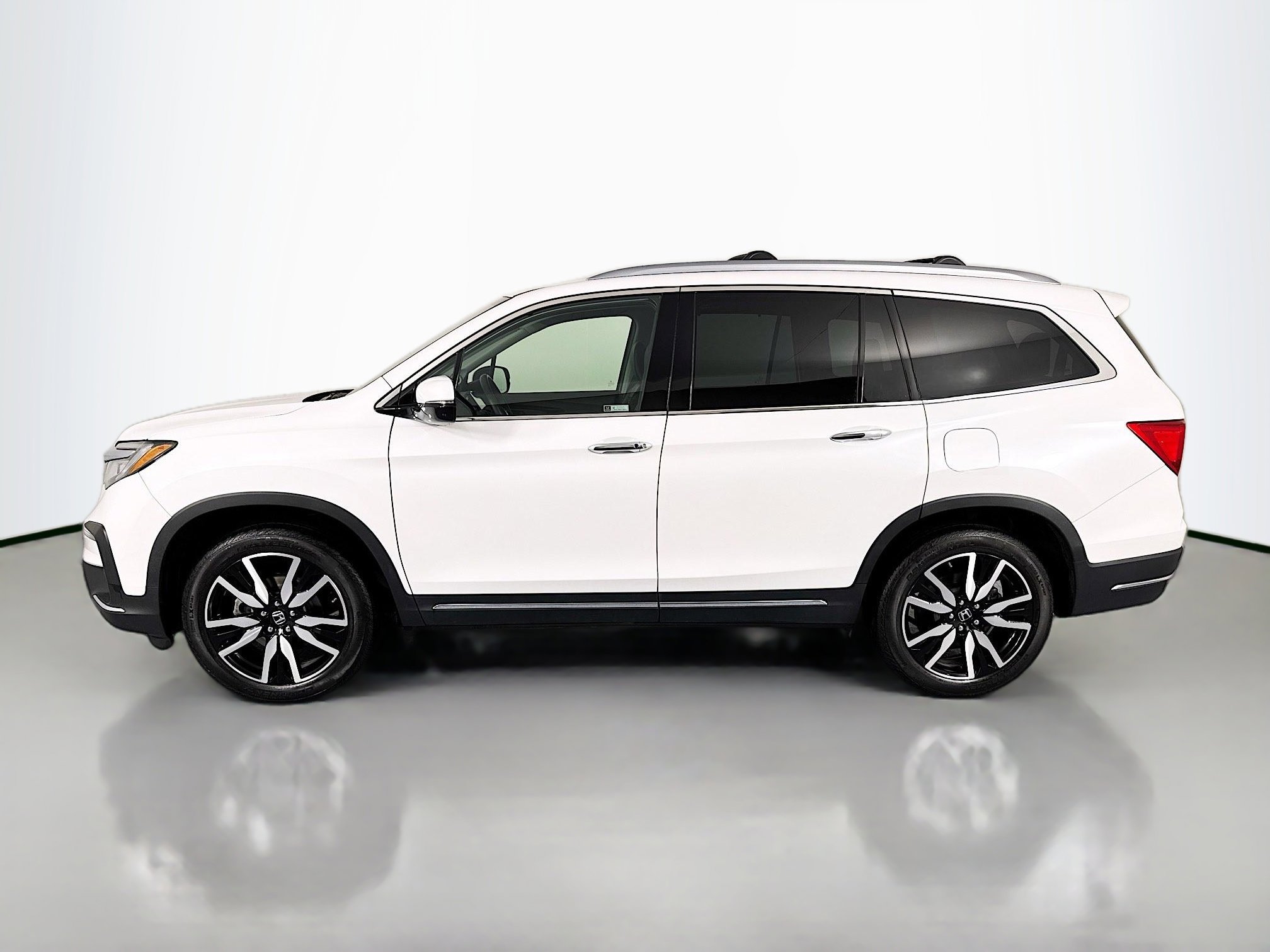 Certified 2022 Honda Pilot Elite image 8