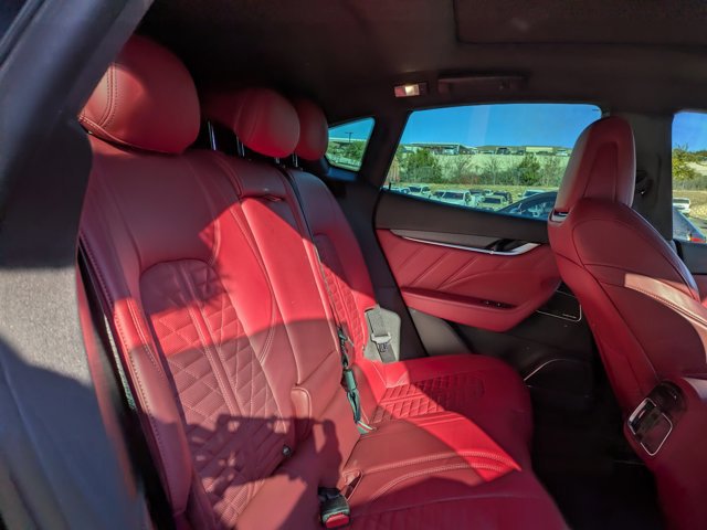 Used 2023 Maserati Levante Modena S image 26
