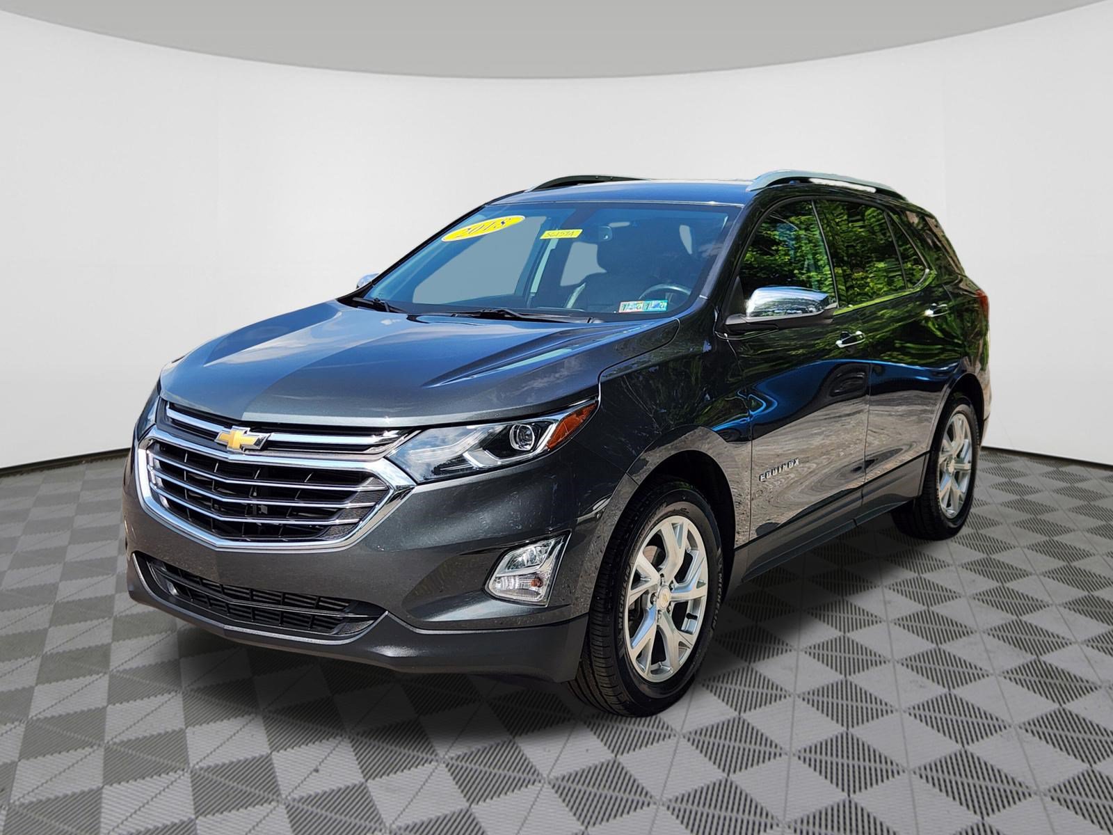 Used 2018 Chevrolet Equinox Premier FWD image 2