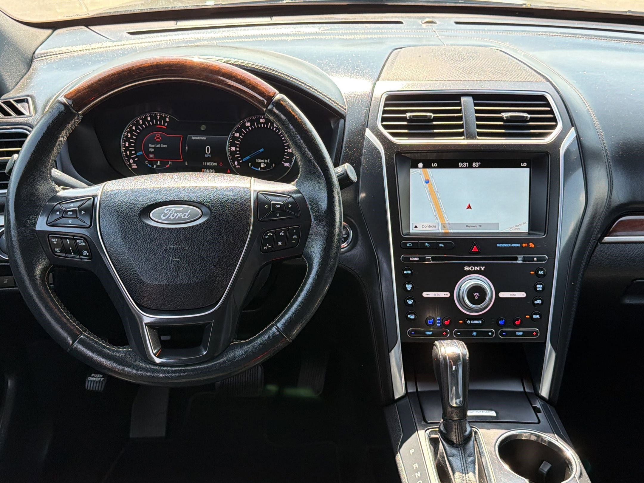 Used 2017 Ford Explorer Platinum AWD/4WD image 29