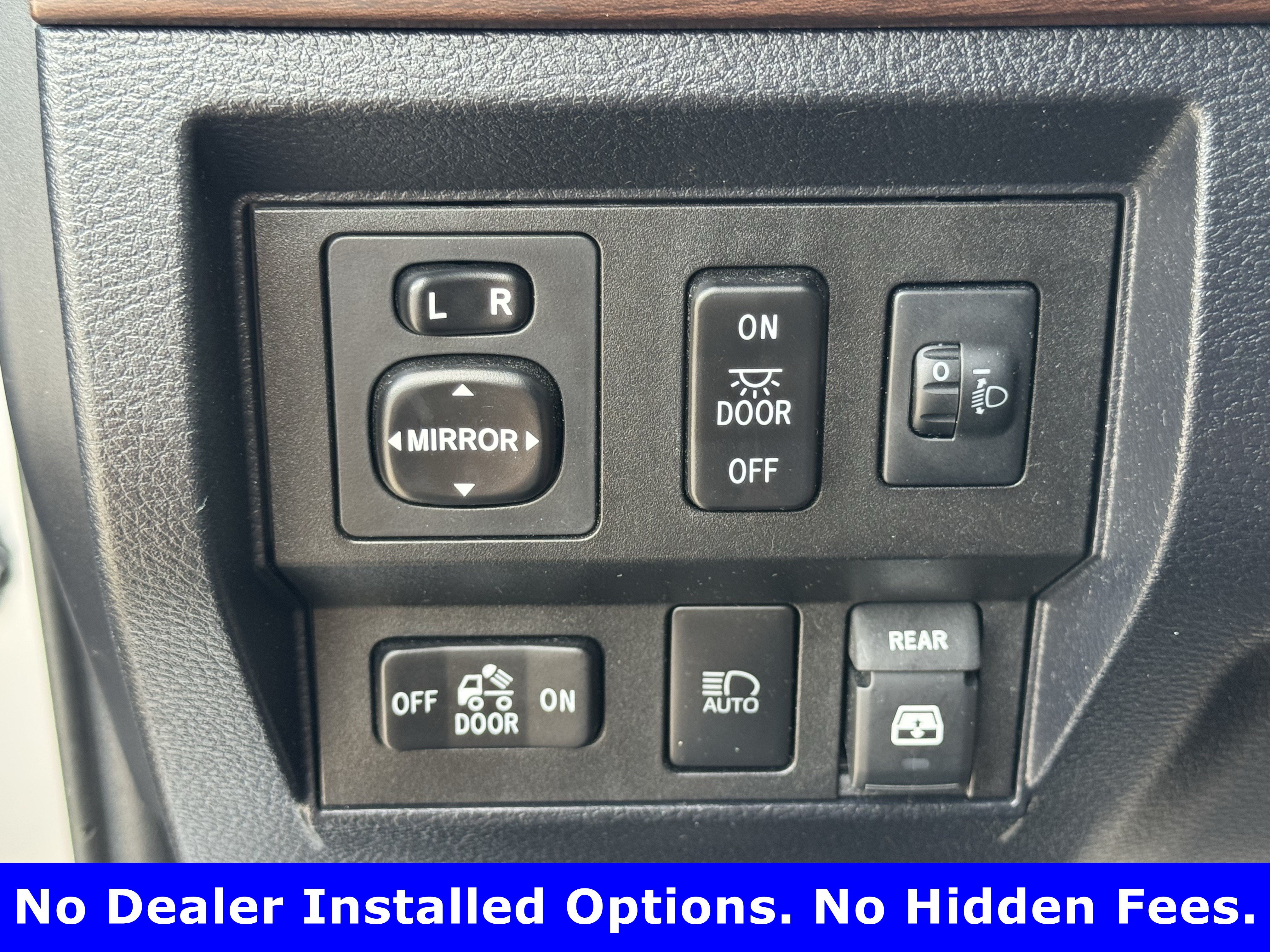 Used 2018 Toyota Tundra Limited w/ Limited Premium Package AWD/4WD image 21