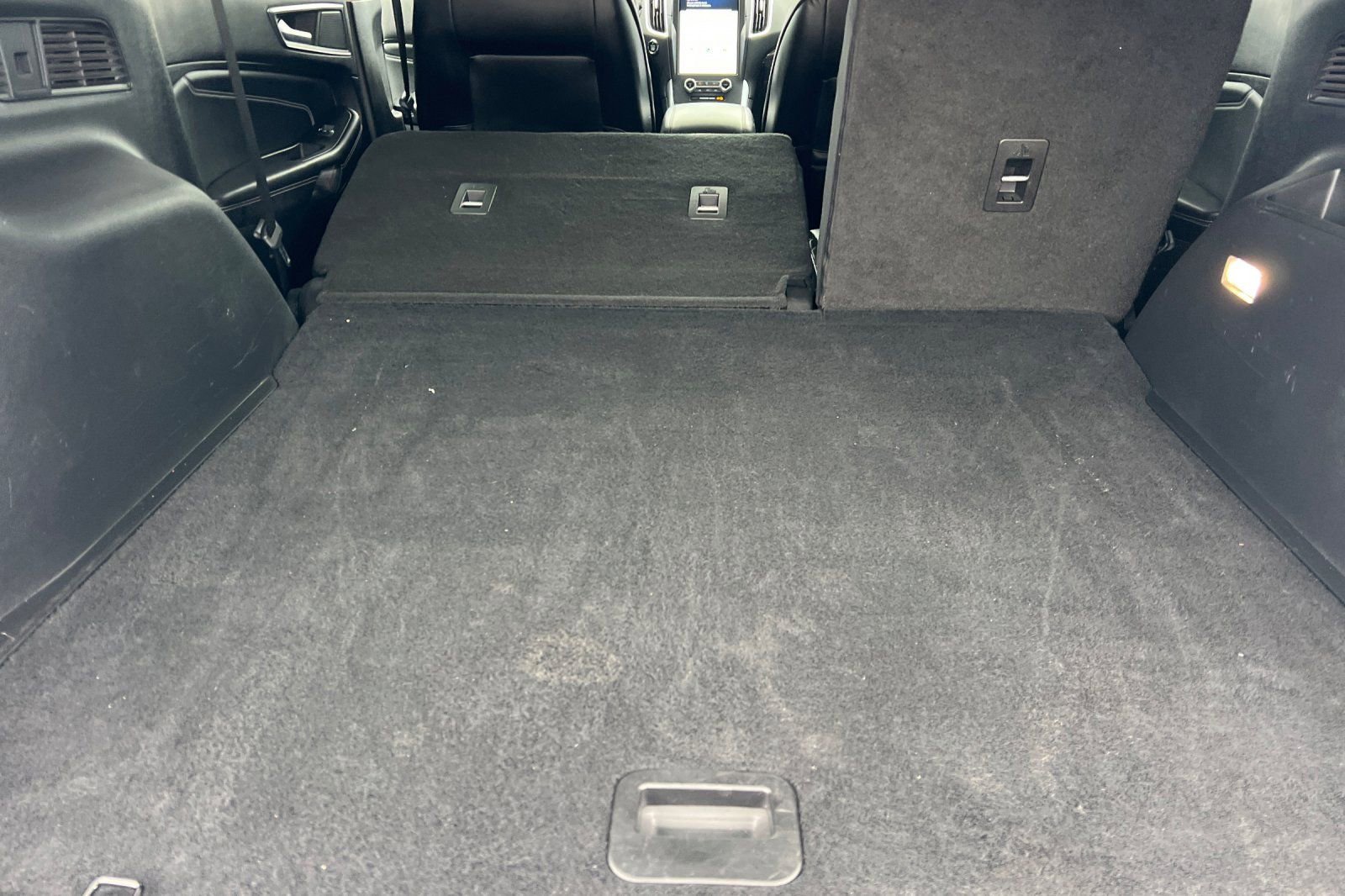 Used 2024 Ford Edge Titanium AWD/4WD image 12